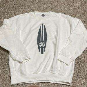 Surfboard Chanel sweatshirt